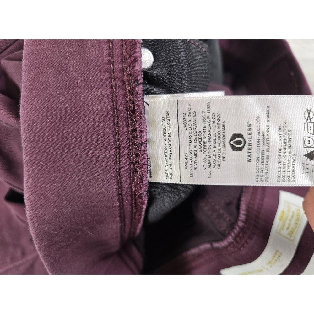 Levi's Signature Gold‎ Jeans Womens 12M Purple Totally Shaping Pull-On Skinny - Picture 3 of 12